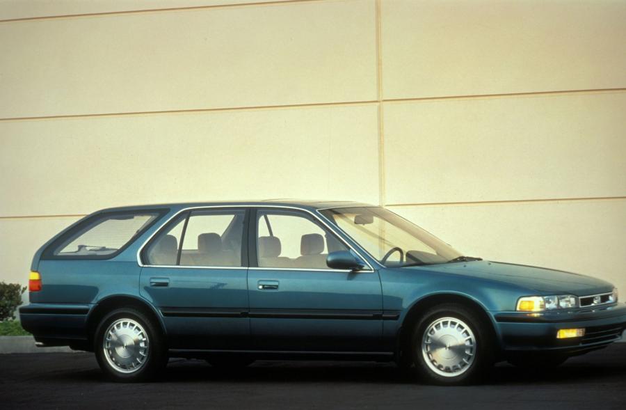  Honda Accord 1990 года  (фото 16 из 29)